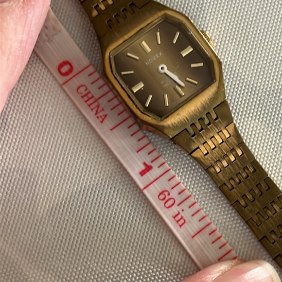 Novex watch tiger eye inspired face gold tone hardware unique joint band unisex - Picture 10 of 10